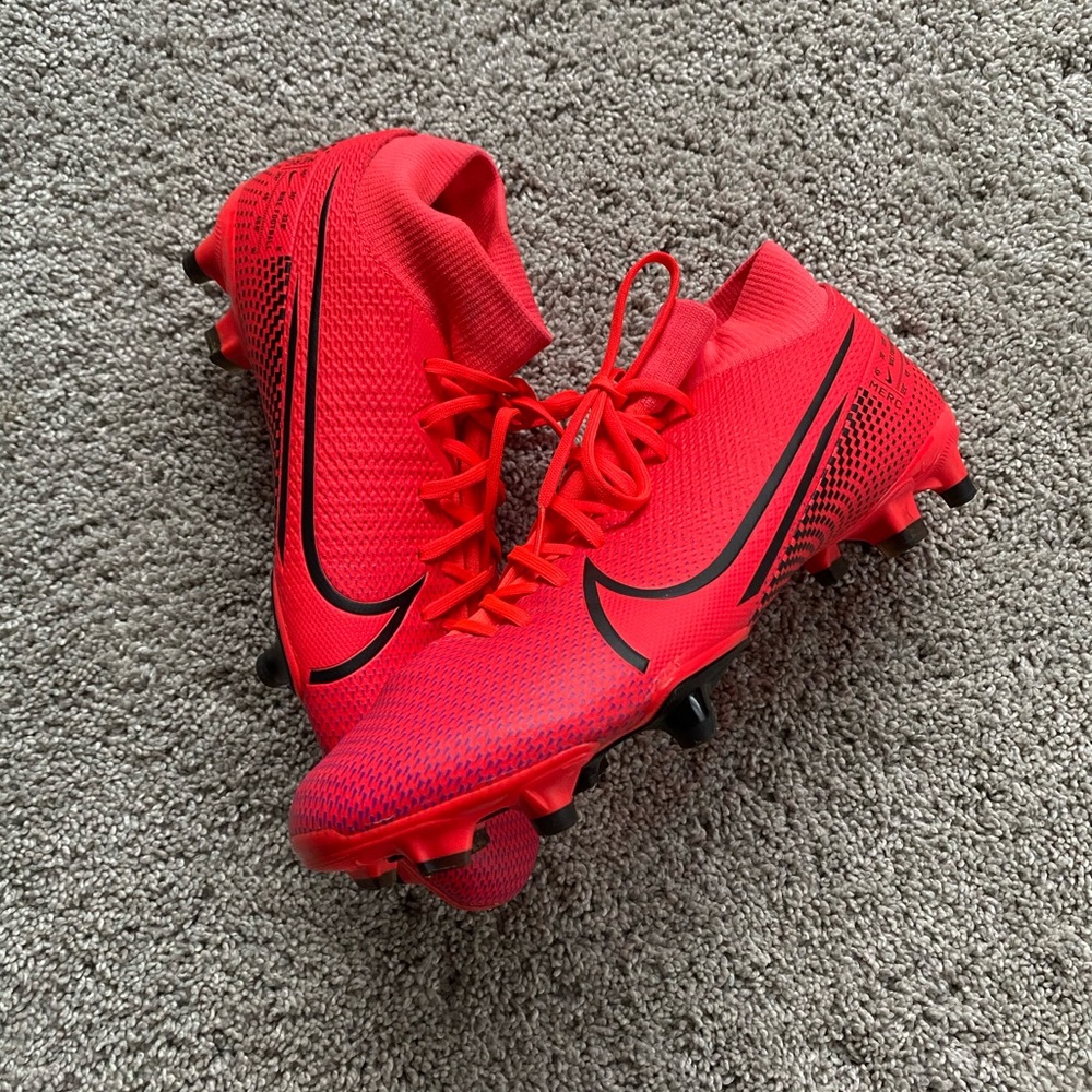 Soccer spikes size 8 in women’s.